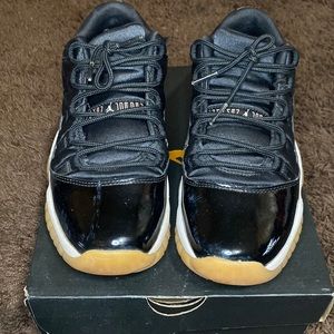 🔥 Jordan Retro 11 Low GG; (big kids) sz 5Y; Women’s 7